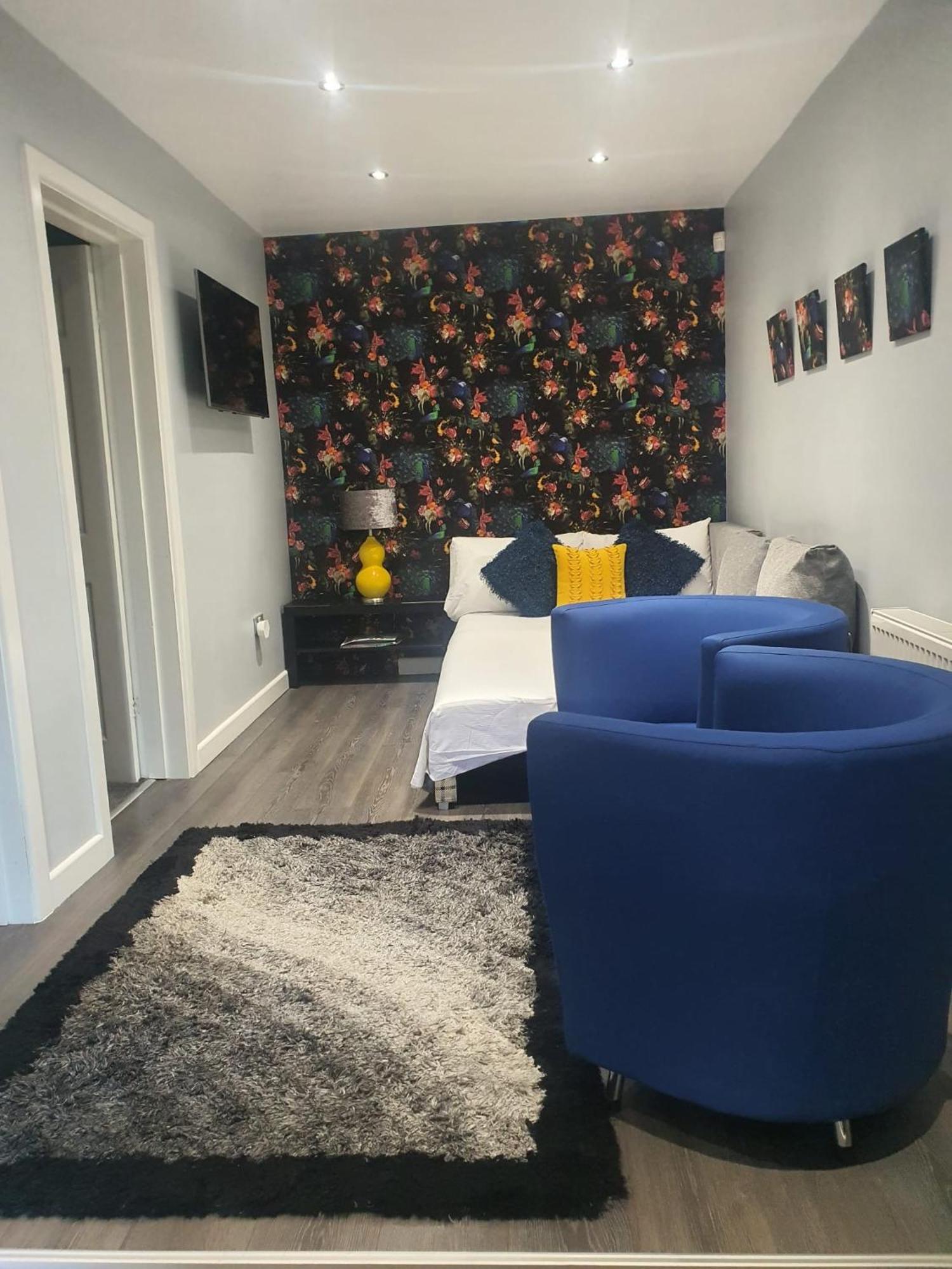 Saphire Glasgow Apartments Giffnock Экстерьер фото